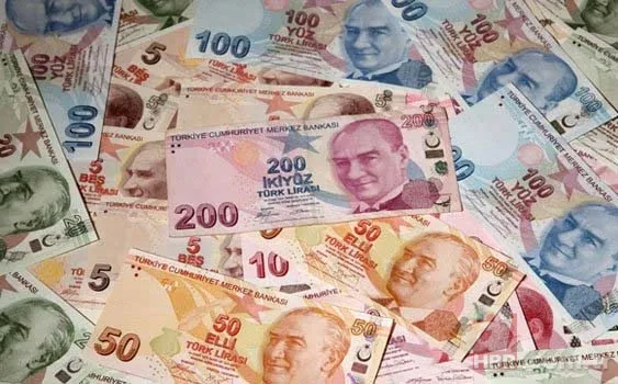 15 bin TL maaşla çalışacak Türk eleman arıyorlar 10