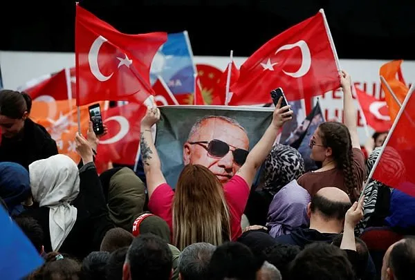 Türkiye’nin 81 ilinden Başkan Erdoğan’ın zaferinin sevinç görüntüleri! Başkan Erdoğan’ın konuşmaları…