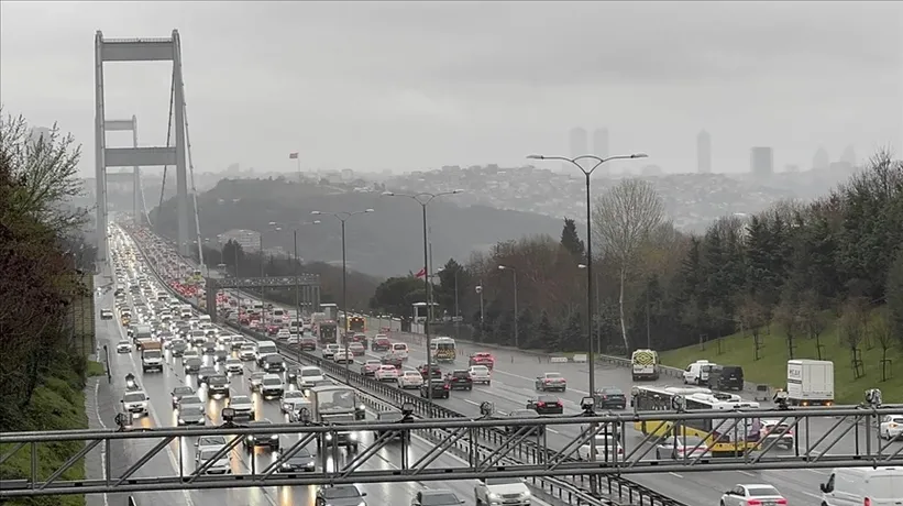 Bayram yolculuğuna çıkacaklar dikkat! Trafik ne zaman yoğun olacak?