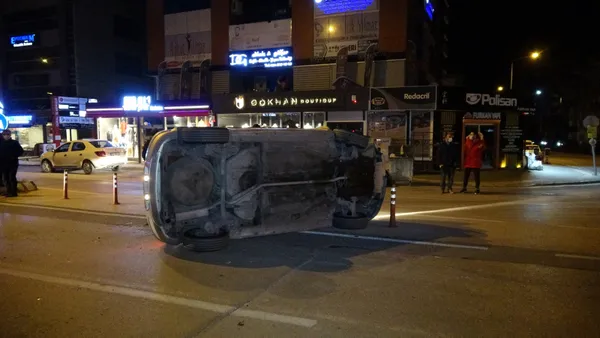 Takla atan otomobilden sağ çıktı: Hiçbir şeye sap olamadım - 1