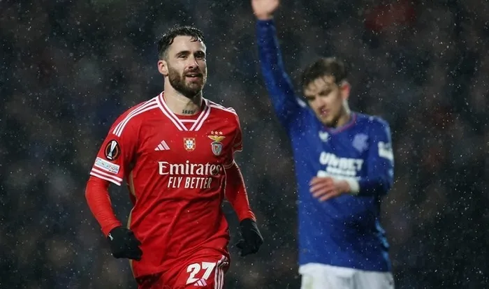 Galatasaray Fenerbahçe ve Beşiktaş arasında transfer savaşı! ’10 numara’ rekabeti