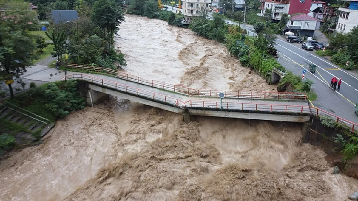 Rize'deki sel afetinin bilançosu belli oldu: 1,2 milyar lira