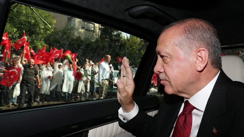 Yeni sisteme geçiş töreninden muhteşem kareler