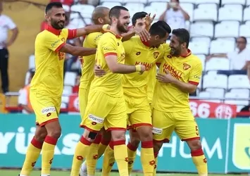 Göztepe önüne geleni eziyor! Zirve yürüyüşü