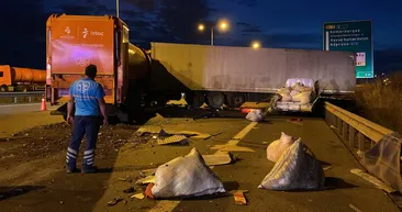 İBB’ye ait İSTAÇ TIRI Kuzey Marmara Otoyolu’nda kaza yaptı! Yaralılar hastaneye kaldırıldı