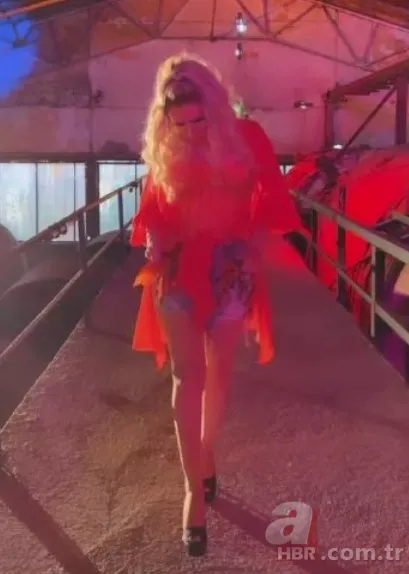 Türkücü Ceylan kayınvalide oldu! Geçirdiği operasyonlarla eski halinden eser kalmayan Ceylan’ın kızı Melodi Bozkurt evlendi! İşte ilk kareler 24