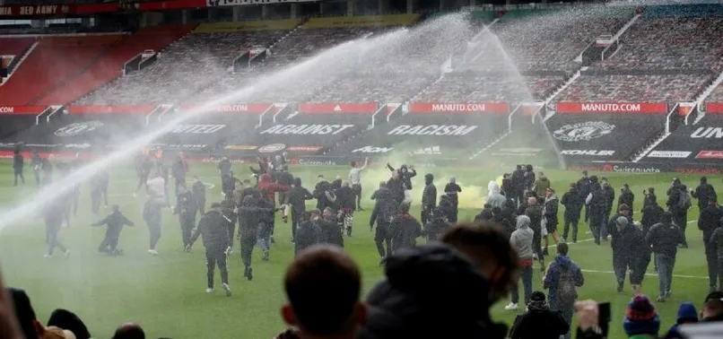 Manchester United-Liverpool maçı iptal mi, ertelendi mi? Manchester United-Liverpool maçı ne zaman oynanacak?