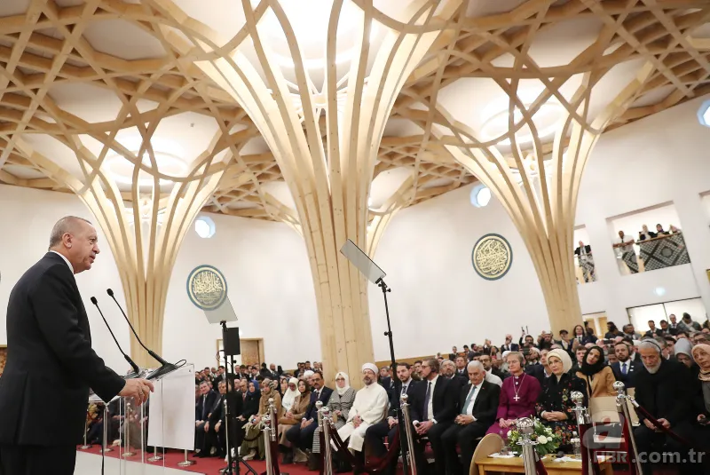Başkan Erdoğan İngiltere'deki Cambridge Camisi'ni açtı 5