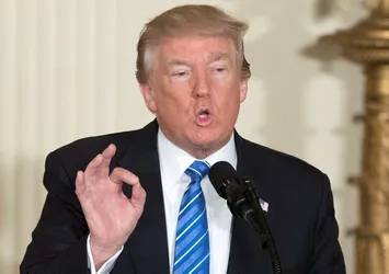 Trump vizeyi zorlaştırdı