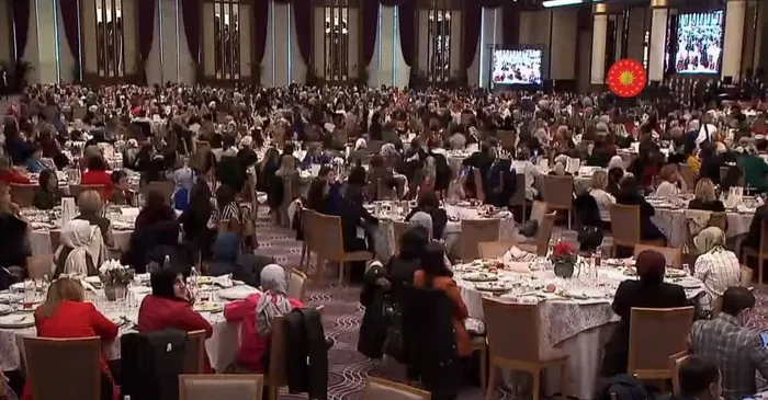 Son dakika: Kadın muhtarlarla buluşma! Başkan Erdoğan'dan önemli açıklamalar - 2