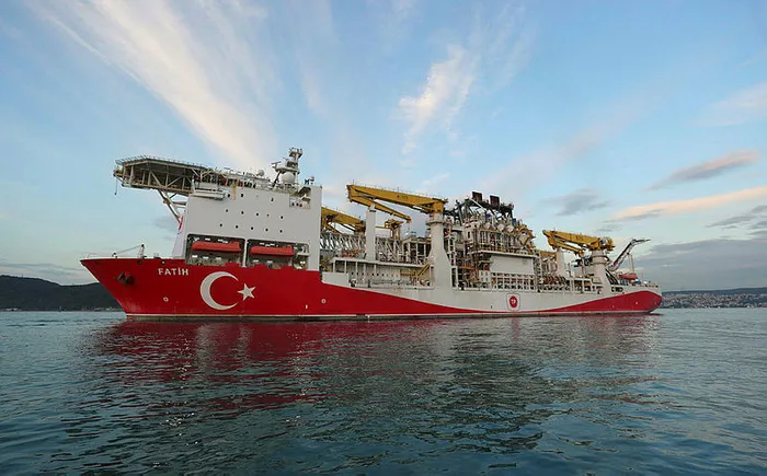 Libya'dan Yunanistan'a geçit yok! Komşu manşetlerinde panik havası: Arkasında Türkiye var - 2