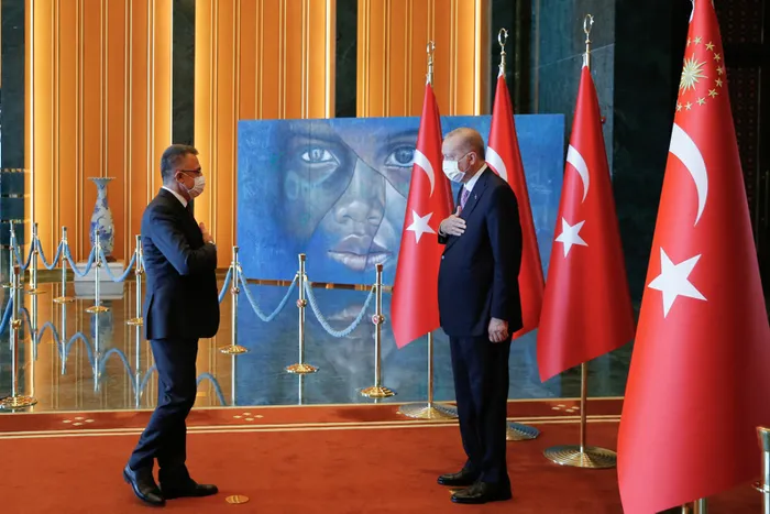 Son dakika: Başkan Erdoğan Külliye'de 30 Ağustos Zafer Bayramı tebriklerini kabul etti! Arka planda bulunan resim dikkat çekti - 2