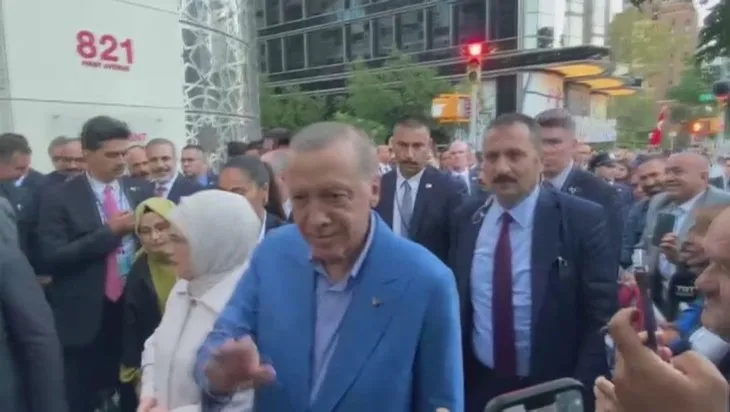 Başkan Erdoğan'a New York'ta sevgi seli! Türkevi'nde coşkuyla karşıladılar