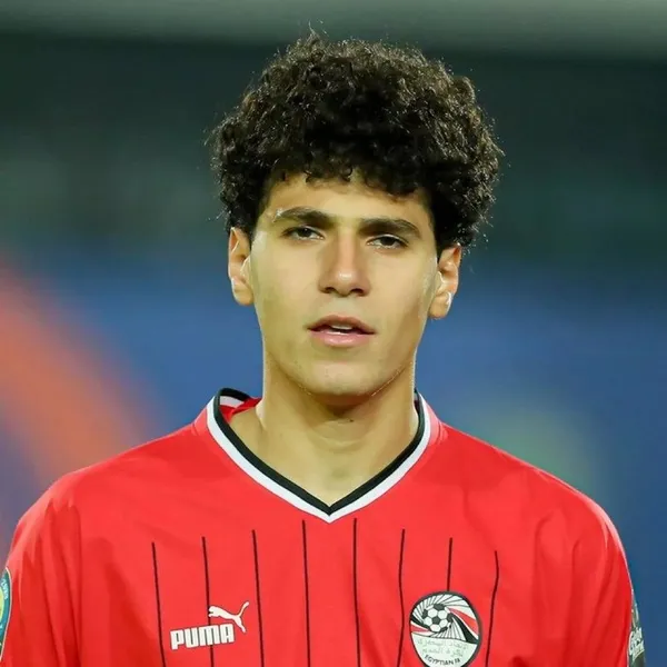 fenerbahce-misirli-stoper-omar-fayedi-istanbula-getiriyor-1692042156085.jpeg Fenerbahçe Mısırlı stoper Omar Fayed’i İstanbul'a getiriyor! - 2