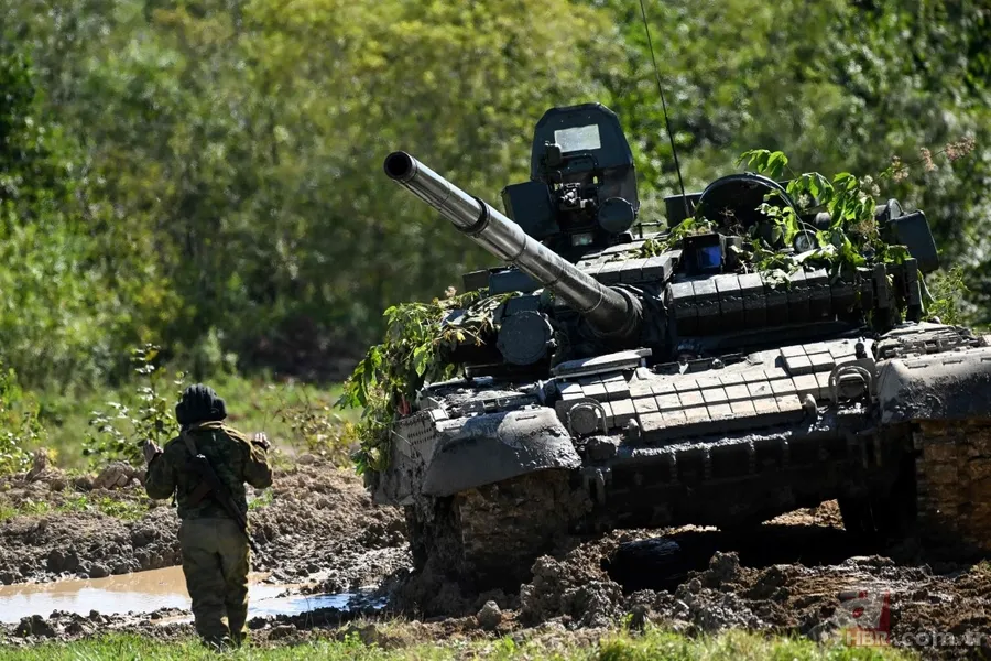 Çin de katılıyor! Rusya’daki Vostok-2022 askeri tatbikatından yeni görüntüler 3