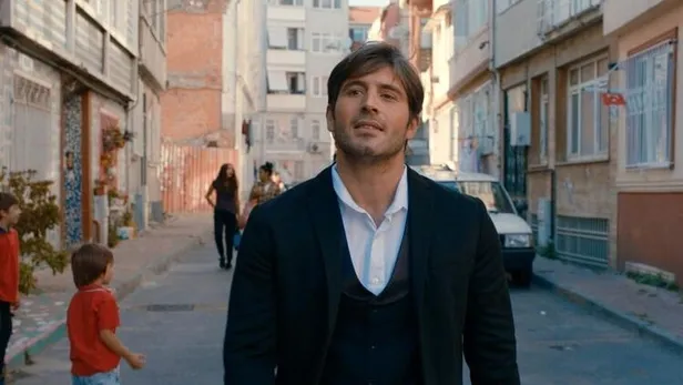 Camdaki Kız'a Hayri damgasını vurdu! Cihangir Ceyhan'dan görkemli giriş! Artık dengeler değişecek... - 1