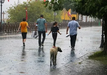 5 Eylül İstanbul, İzmir, Ankara hava durumu: Bugün hava nasıl olacak? Plan yapanlar dikkat! Meteoroloji saat verip uyardı