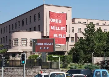 Genelkurmay'dan 'afişli' mesaj