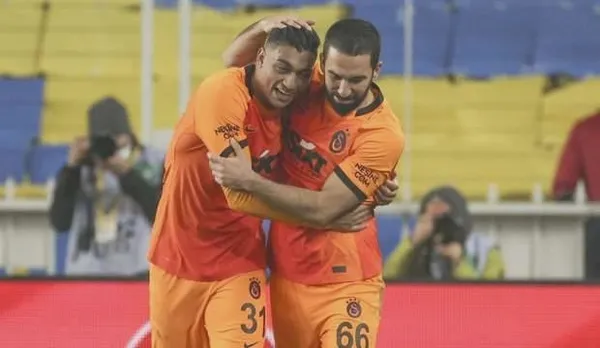 galatasarayin-misirli-yildizi-mostafa-mohamed-kadikoyu-yikti-tarihe-gecti-1612748204652.jpg Galatasaraylı Mostafa Mohamed Kadıköy’ü salladı! Mısırlı golcü tarihe geçti - 1