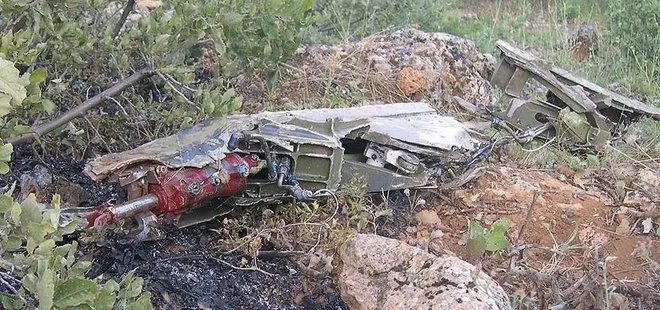 Son dakika: İran’da savaş uçağı düştü: 2 kişi hayatını kaybetti