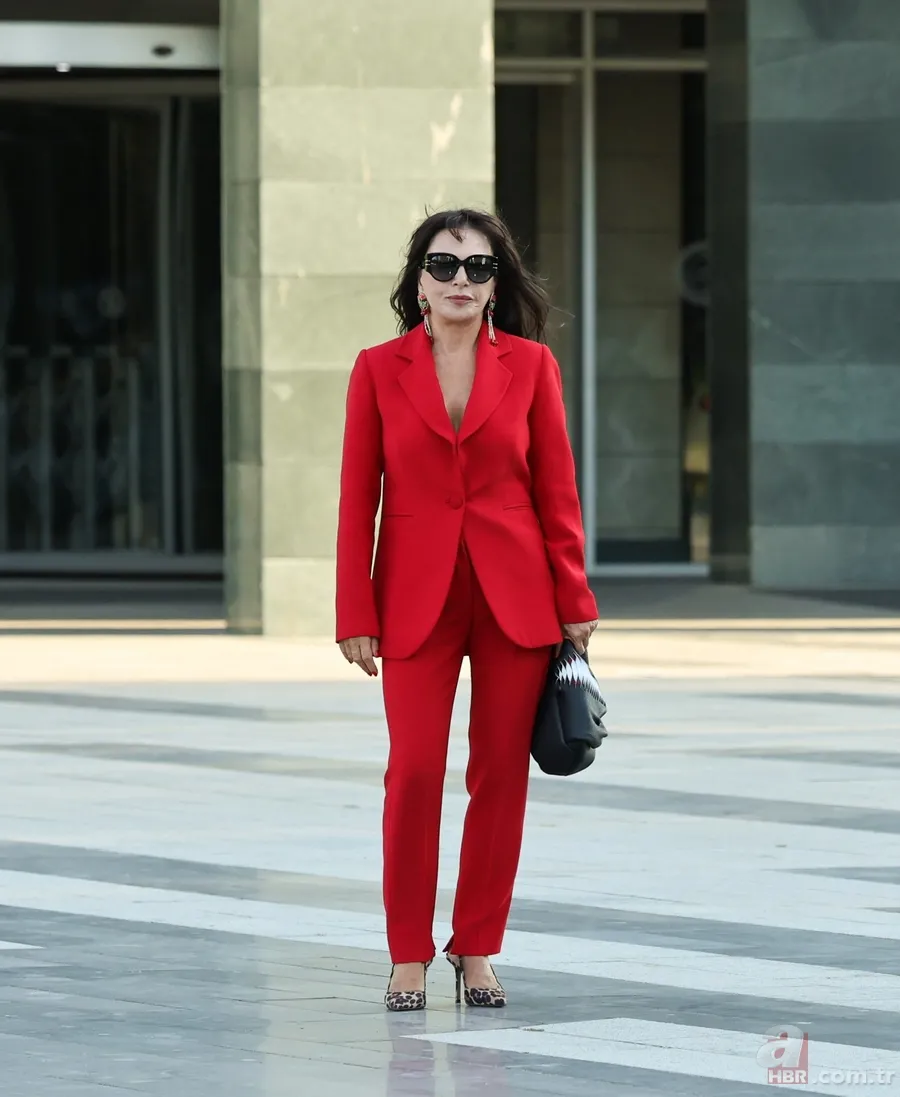 Aşk ve Gözyaşı'nın Yeliz'i Şenay Gürler'in yaşını duyan inanamadı 2