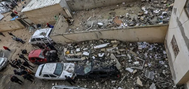 İsrail ordusunun Refah kentine düzenlediği hava saldırısında 3 sivil öldü