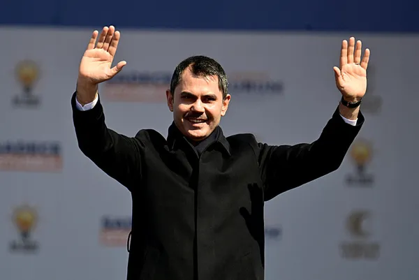 Cumhur İttifakı İBB Başkan adayı Murat Kurum’dan mevcut İBB’ye eleştiri: Balya balya paralarla İstanbul’un kaynaklarını çarçur ettiler