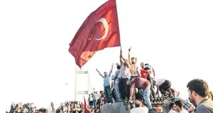 Millet demokrasinin yanında ekonomiyi de muhafaza etti!