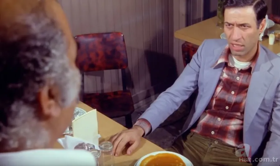 Kemal Sunal ve Nevra Serezli'nin başrolündeki Atla Gel Şaban filminde inanılmaz hata 15