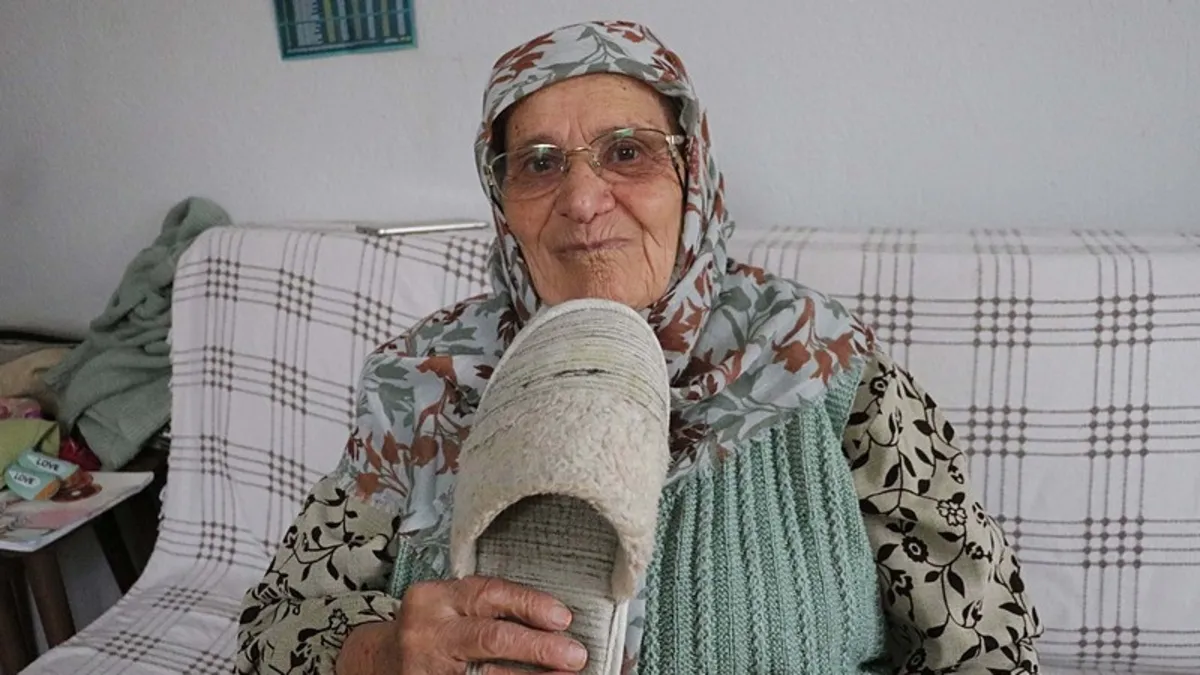 Torununa ev terliği ile vurdu! Silah sayıldı! Hapis cezası...