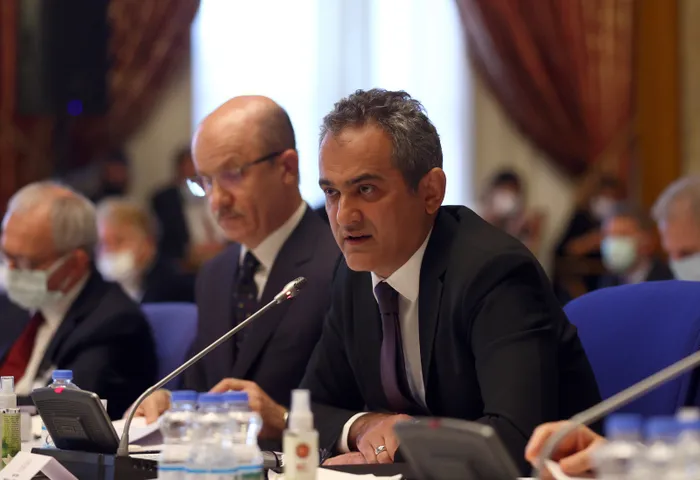 Son dakika: Milli Eğitim Bakanı Mahmut Özer'den uzaktan eğitim açıklaması - 5