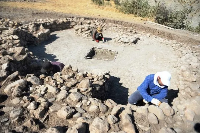 Mardin’de 11 bin yıllık tapınak bulundu
