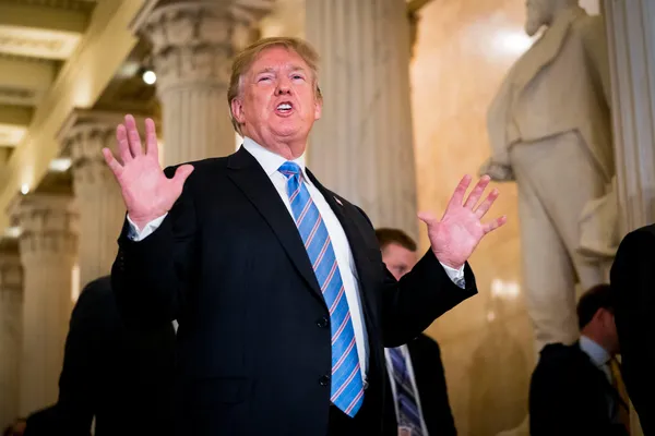 abd-baskani-donald-trumptan-sert-uyari-eger-bir-abd-askeri-daha-olurse-1608762711800.jpg ABD Başkanı Donald Trump'tan sert uyarı! "Eğer bir ABD askeri daha ölürse..." - 4