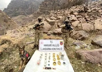 Hakkari'de 16 adet EYP ele geçirildi