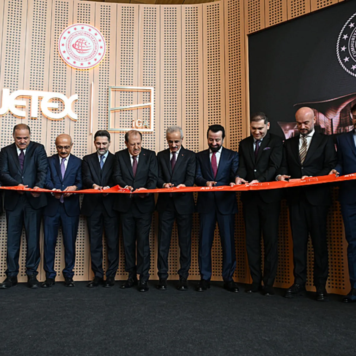 Jetex-İGA genel havacılık terminali açıldı