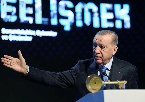 baskan-recep-tayyip-erdogandan-trt-world-forum-etkinliginde-carpici-sozler-gazzede-adil-bir-barisin-kaybedeni-1702047253810.jpg Başkan Recep Tayyip Erdoğan'dan TRT World Forum etkinliğinde çarpıcı sözler: Gazze'de adil bir barışın kaybedeni olmaz - 4