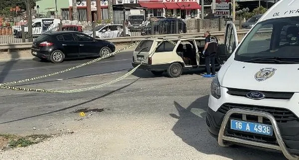 1693560821029.jpeg Bursa'da sokak ortasında kan donduran vahşet! Kaçmaya çalışan karısını defalarca bıçakladı - 3