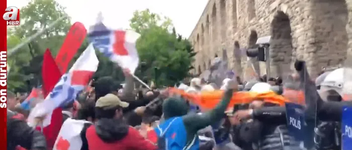 İçişleri Bakanı Ali Yerlikaya duyurdu! Saraçhane’de polislere saldıran şahıslar yakalandı! Aralarında CHP trolü ’Basel’ Bekir Aslan da var
