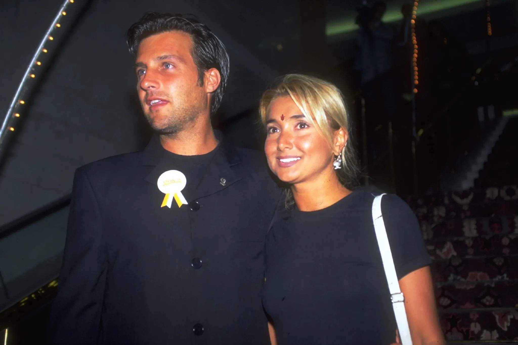 Yonca Evcimik’ten yeni nesil şarkıcılara olay gönderme