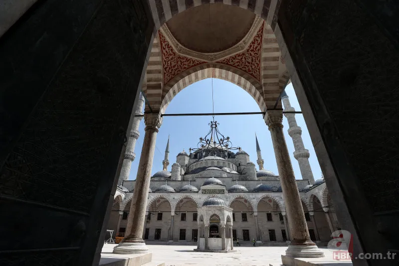 Sultanahmet Camii Başkan Recep Tayyip Erdoğan'ın katılımıyla ibadete açıldı! Diyanet'i kapatmak isteyen 7'liye 14 Mayıs mesajı 25