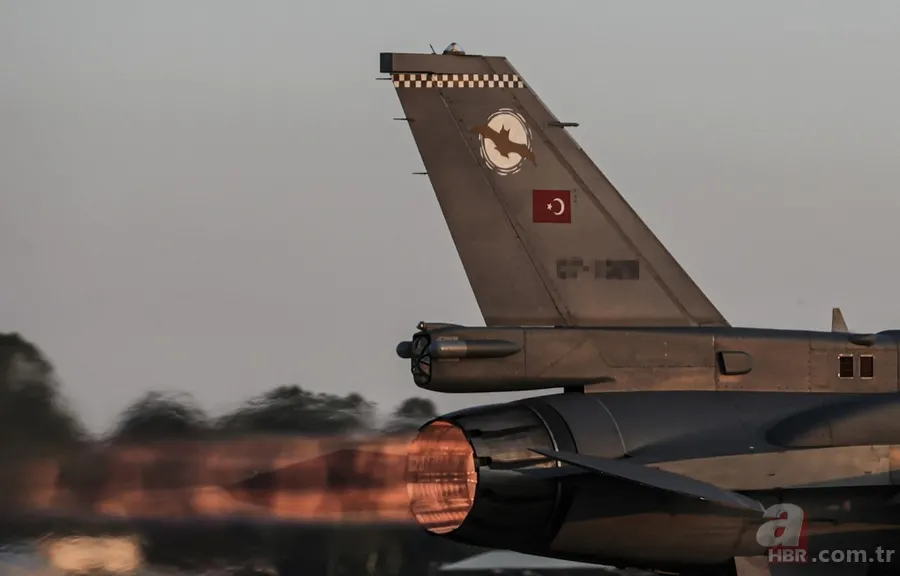 Türkiye'nin gururu: Akıncı Filo'nun "çelik kanatları" 7 dakikadan az sürede gökyüzünde 11