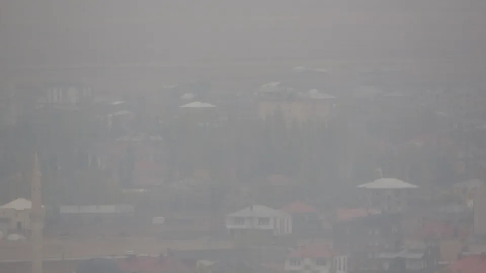 Hakkari Yüksekova’da yoğun sis