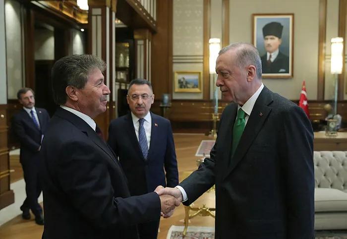 SON DAKİKA: Başkan Erdoğan KKTC Başbakanı Ünal Üstel’i kabul etti - 2
