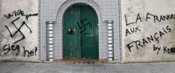 Almanya’da Eyüp Sultan Camii’ne saldıran faşistler yakalandı