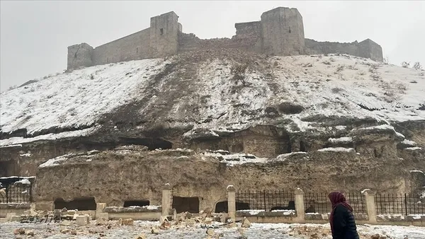 gaziantep-osbde-fabrikalar-yeniden-uretime-basladi-1676312638525.jpg Gaziantep OSB'de fabrikalar yeniden üretime başladı - 1