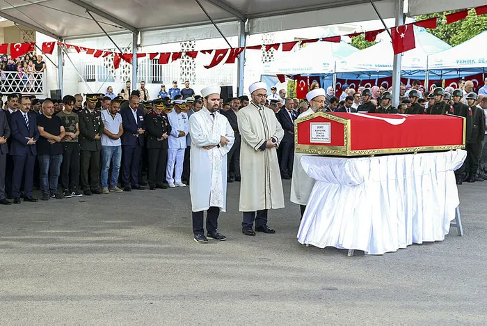 Pençe-Kilit'te Şehit olan Piyade Uzman Çavuş Kadir Kemik toprağa verildi - 7