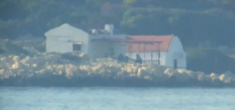 Yunanistan tahriklerine devam ediyor! Yunan askeri Meis'ten sonra Karaada'ya çıktı