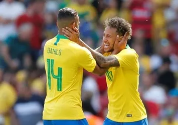 Neymar sahalara golle döndü