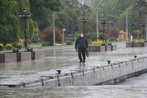 hava-durumu-meteorolojiden-saganak-yagis-uyarisi-yola-cikacaklar-dikkat-bugun-hava-nasil-olacak-1-haziran-2021-1622519146387.jpg HAVA DURUMU | Meteorolojiden sağanak yağış uyarısı | Yola çıkacaklar dikkat! Bugün hava nasıl olacak? 1 Haziran 2021 - 8