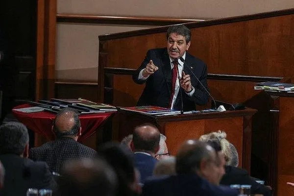 CHP’li İBB Başkanı Ekrem İmamoğlu’ndan yandaşa ihale vatandaşa çile! İETT’nin zararı 7 milyar 185 milyona çıktı